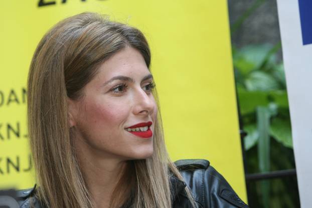 Zagreb: Poznate Hrvatice pohrlile na promociju knjige o make up-u na hrvatskom jeziku Sanje Agi?