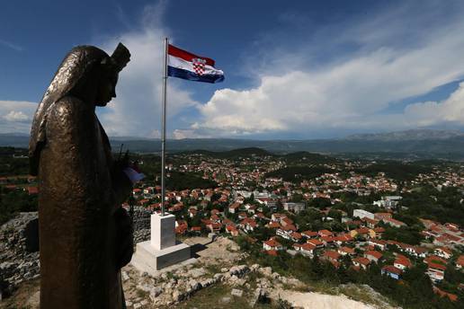 Velika Gospa u koroni: U Sinju nema procesije, ali ima 27 misa, ne smiju se dirati kip niti slika