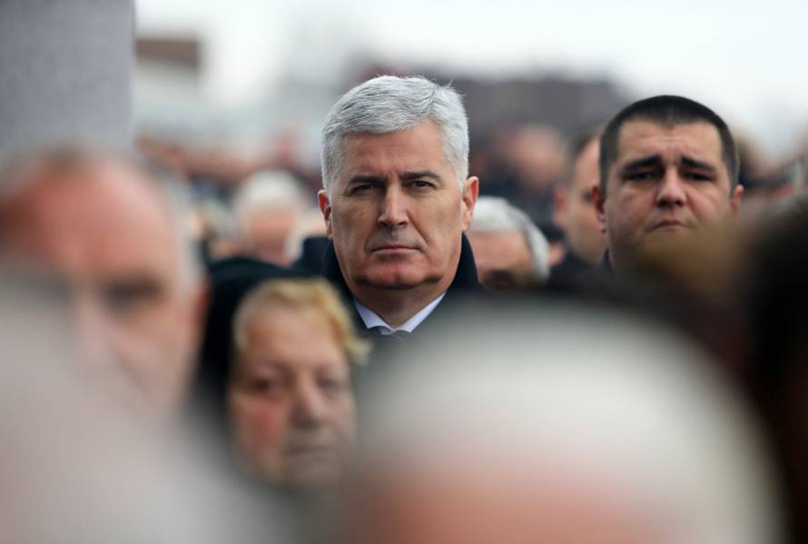 Donja Mahala: Posljednji ispraÄaj Ive GregureviÄa uz obitelj, prijatelje i mjeÅ¡tane