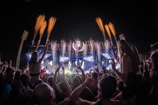 Split - Druga večer Ultra Europe Festivala, DJ Calvin Harris.
