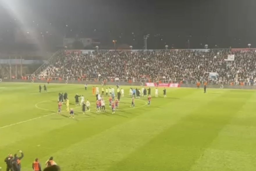 Igra&ccaron;i su se pozdravili s navija&ccaron;ima nakon utakmice