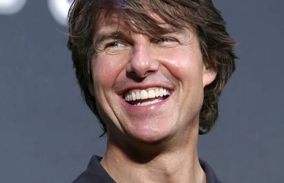 Rasipni Tom Cruise: Guru koji putuje po svijetu s teretanom