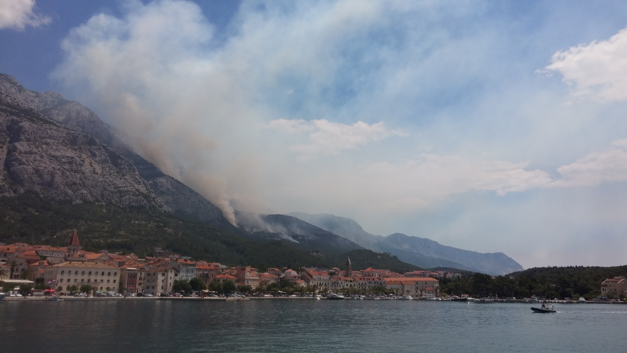 Za pakleni požar kod Makarske krive su iskre iz dalekovoda!?