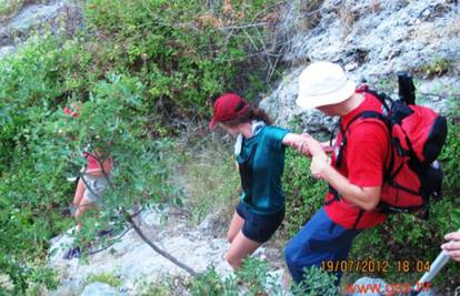 HGSS-ovci su spasili turista koji se izgubio na Biokovu