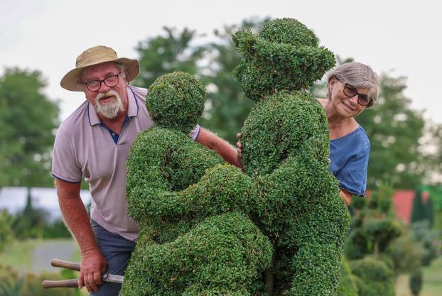 Bajkoviti vrt u srcu Međimurja: Prvi i jedini Topiary park u Hrvatskoj krije se u Sračincu
