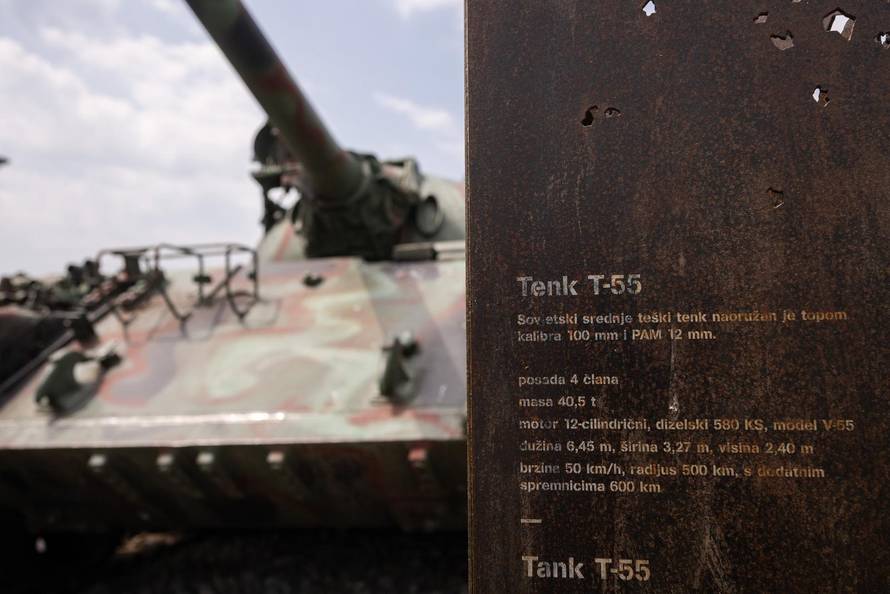 Turanj: Muzej Domovinskog rata Karlovac – Turanj povijesni je muzej o nastanku suvremene Republike Hrvatske i borbi za neovisnost u Domovinskom ratu