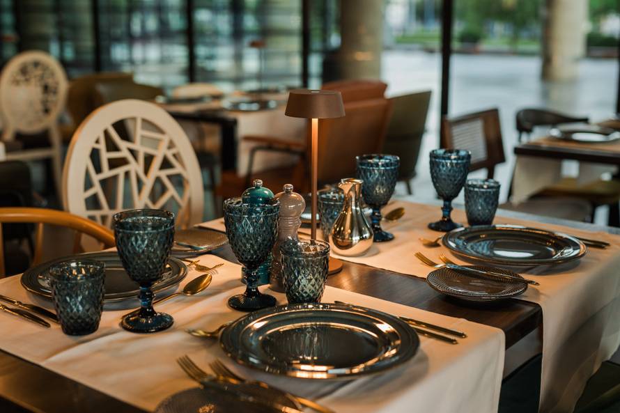 Bili smo na otvorenju Bar&Ton Rougemarin bistroa u MSU-u: Evo kakve vas delicije očekuju