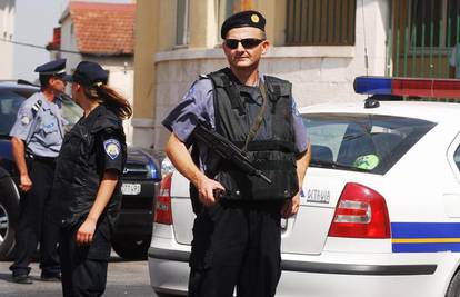 Dubrovnik: Naoružani je napadač opljačkao Lutriju  