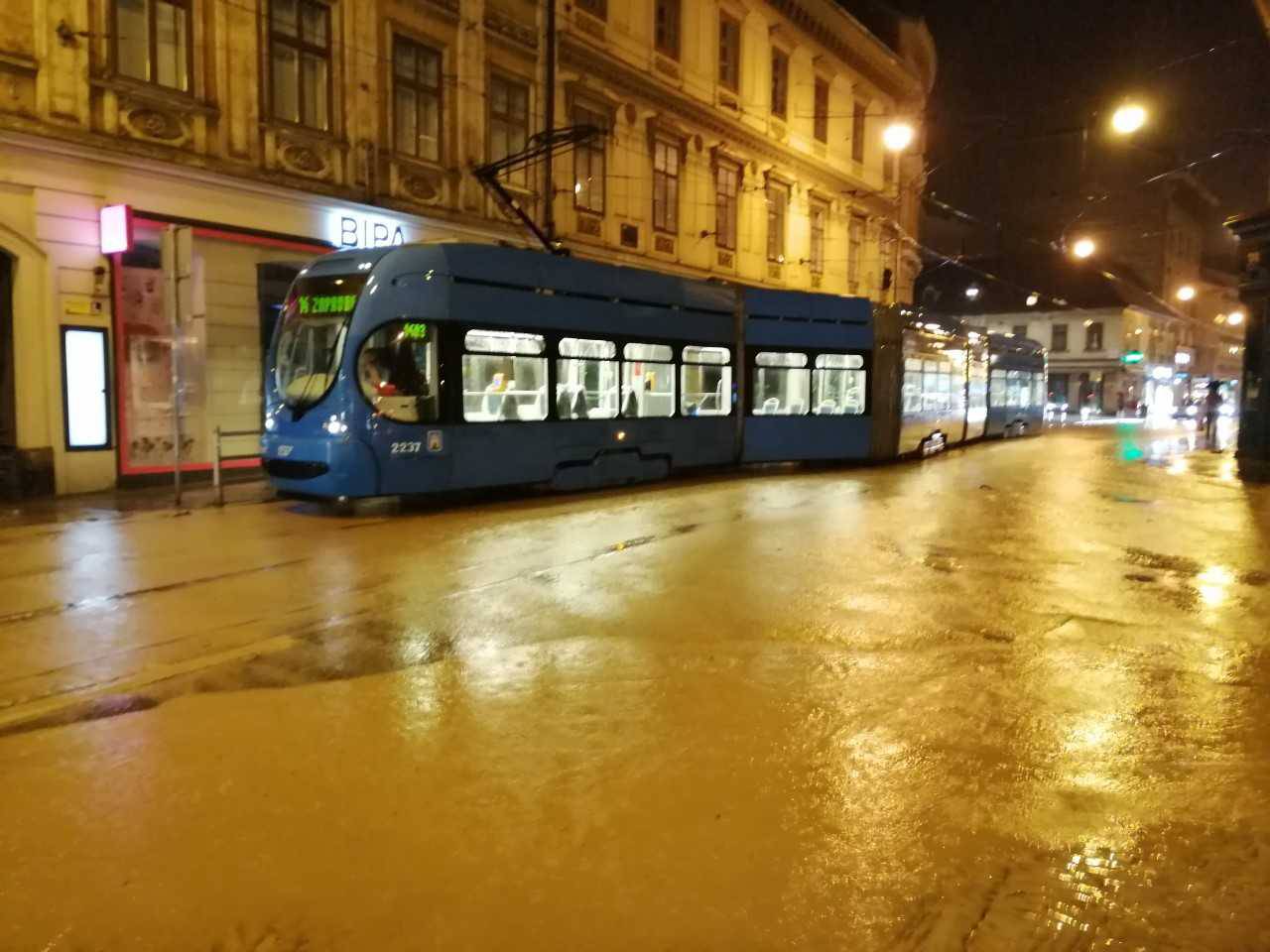 Kaos: Potop paralizirao  Zagreb!