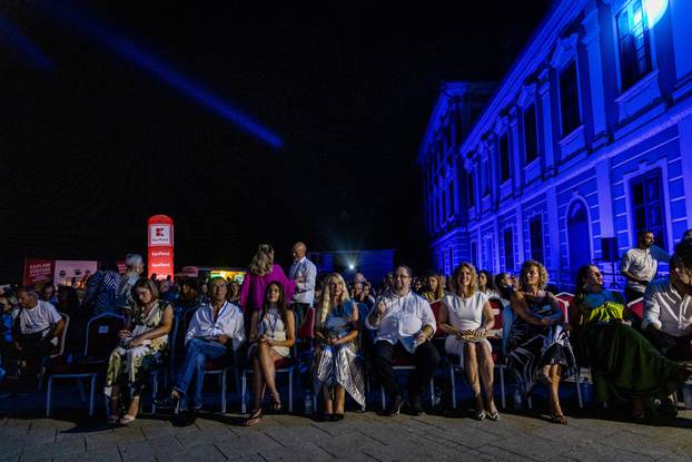 Vukovar: Svečano otvorenje 18. Vukovar Film Festivala