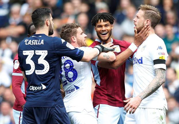 Championship - Leeds United v Aston Villa