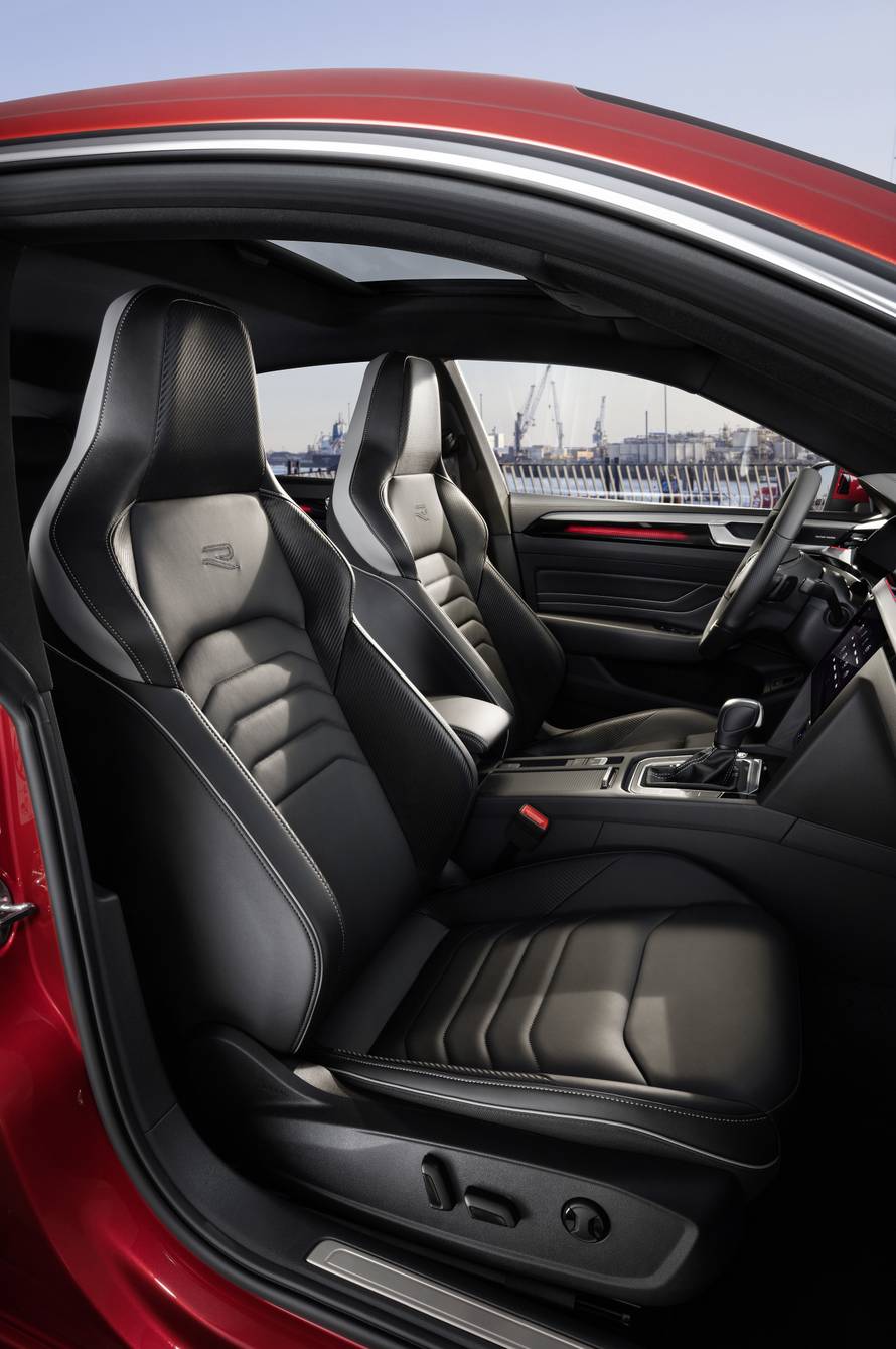 Volkswagen Arteon R-Line