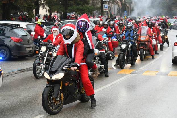 Moto Mrazovi okupirali ulice Koprivnice 