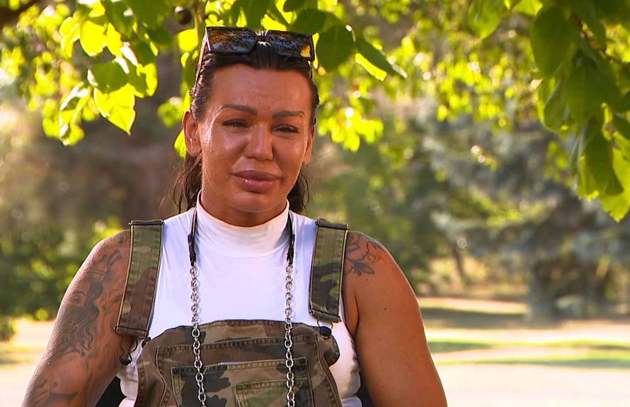 Tko su djevojke koje se bore za Hrvoja: Taksistica Dragana već se i posvađala radi njega...