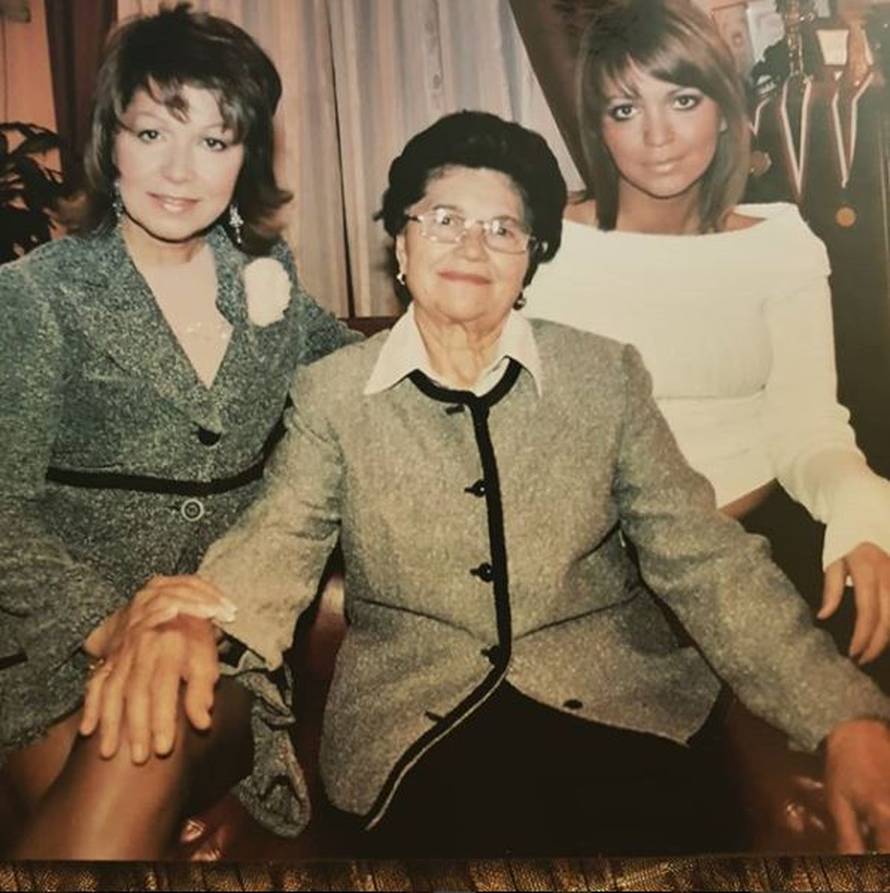 Neda Ukraden: 'Bračnih ponuda još imam, a najteže mi je bilo kada se raspala Jugoslavija'