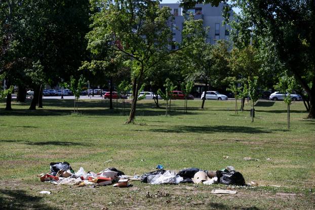 Zagreb: Neočišćen Bundek šest dana nakon koncerta Marka Perkovića Thompsona