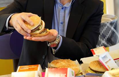 Zna sve tajne burgera: Išao je u školu za hamburgerologa