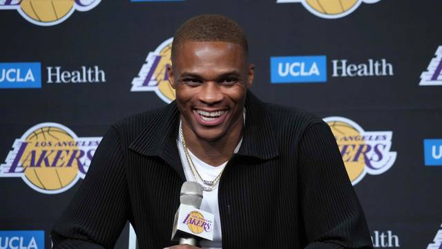 NBA: Los Angeles Lakers-Press Conference