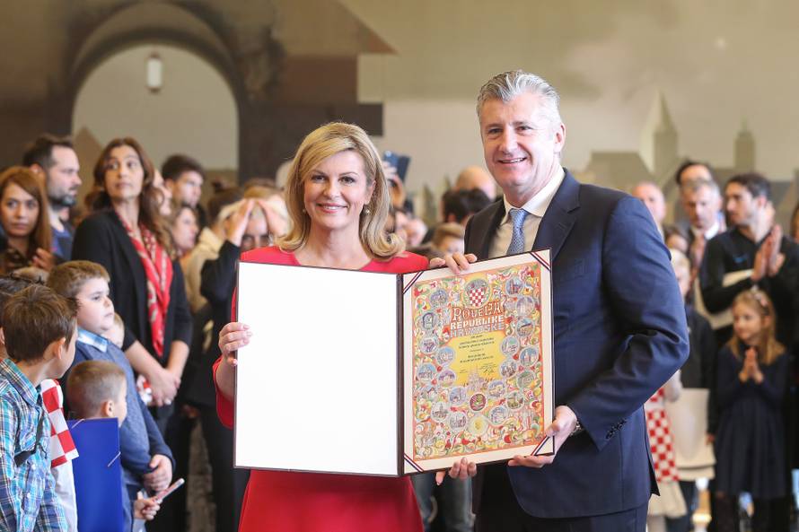 Kolinda je odlikovala Vatrene: Svijet je vidio tko su Hrvati...