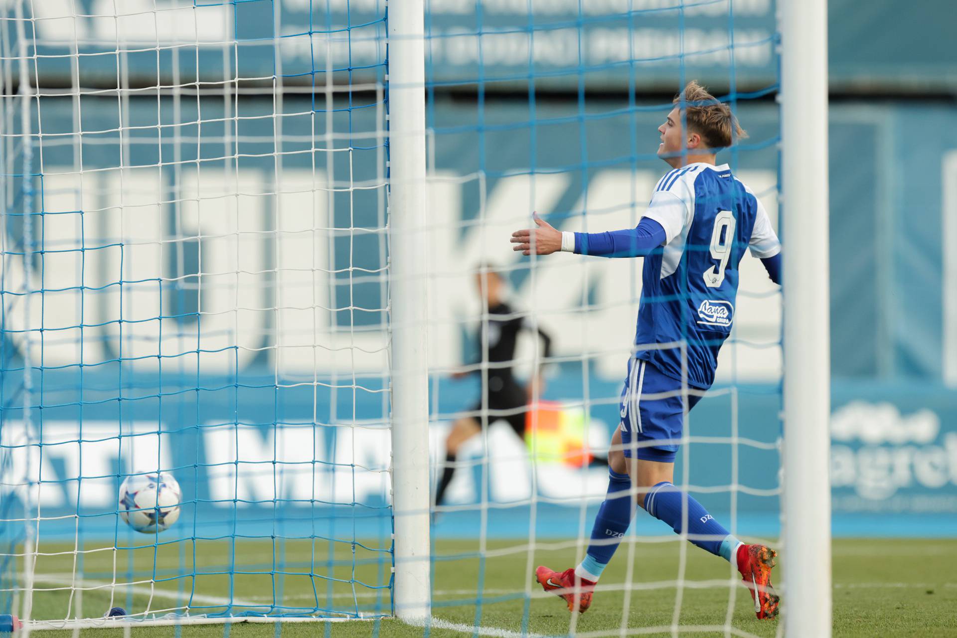 Zagreb: UEFA Liga prvaka mladih, put prvaka, 2. kolo,  GNK Dinamo - FC Basel