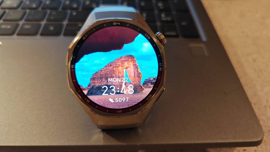 Isprobali smo Huawei Watch GT 6 Pro. Sportaš u tijelu šminkera