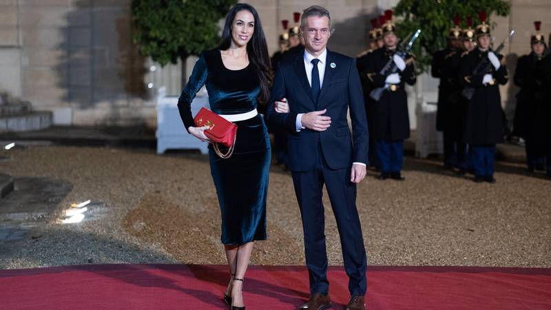 FOTO I tad je nosila tangice: Ovako je supruga slovenskog premijera izgledala kao plavuša