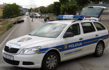 Vozač ostavio ključ: Ukrali bus Prometa pa se 'đirali' Trogirom