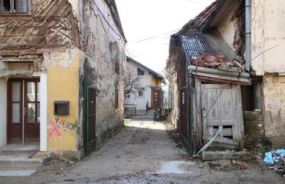 Crveni križ krenuo s uplatama pomoći stradalima u potresu