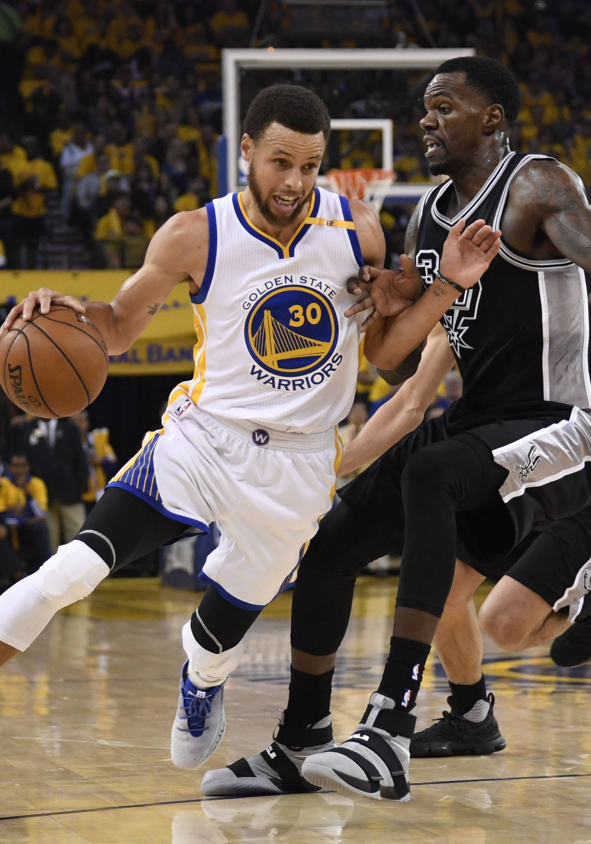 NBA: Playoffs-San Antonio Spurs at Golden State Warriors