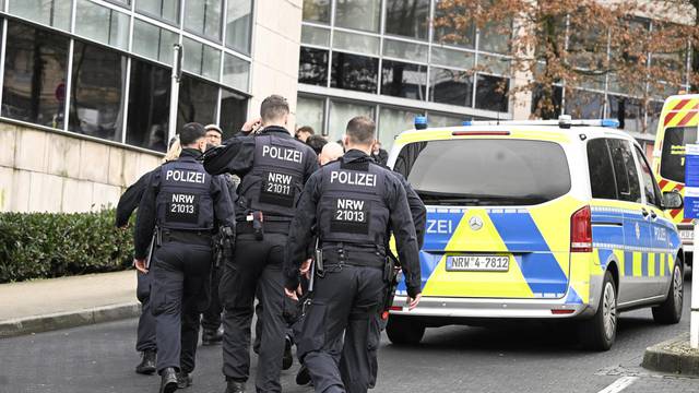 Several pupils injured in Wuppertal - suspect arrested