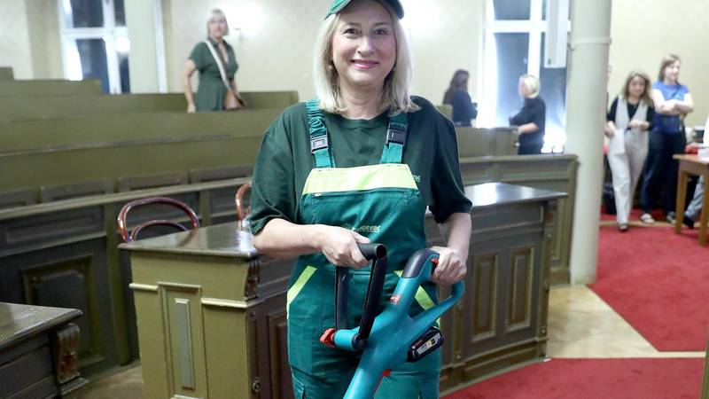 Žena za sve liste! Bila u Mostu, kod Bandića, Lovrića: 'Sad sam s HDZ-om, ali sam nezavisna!' 21 pxl 070923 102957772
