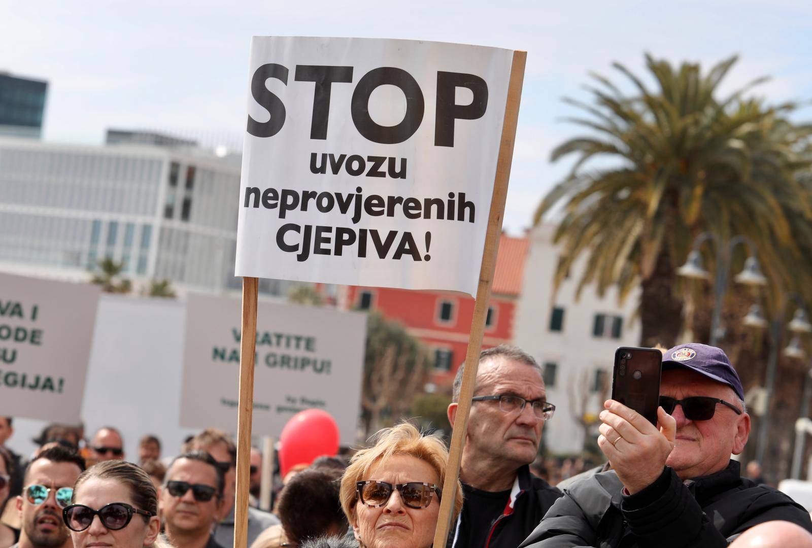 Split: Prosvjed Svjetska povorka slobode, mira i demokracije