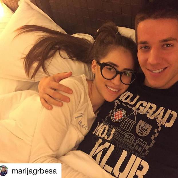 FOTO 'Vatreni' nosi njenu fotku na svakoj utakmici. Prohodali su kao tinejdžeri i isti dan slave