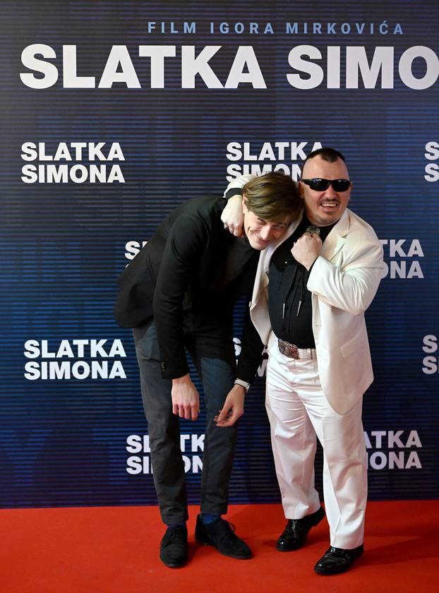 Zagreb: Dolazak poznatih na premijeru filma "Slatka Simona"