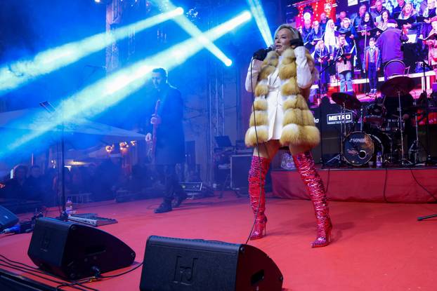 Zadar: Maja Šuput održala koncert na Adventu u Zadru
