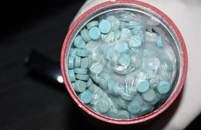Kod tinejdžera našli 90 tableta ecstasyja i 100 grama 'trave'