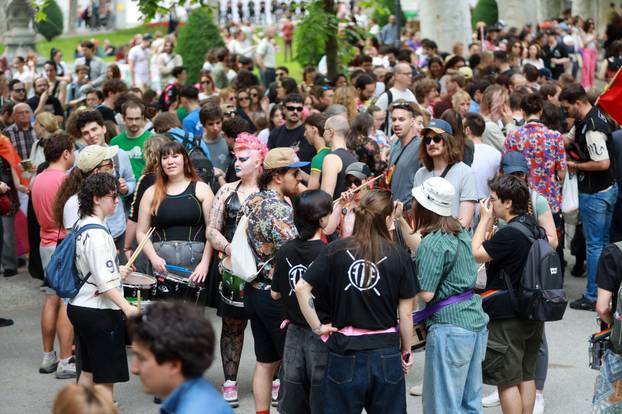 Zagreb: 25. Povorka ponosa LGBTIQ zajednice "Korak po korak, iskorak!"