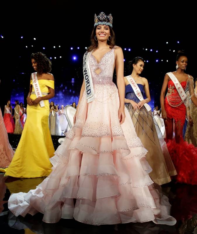Miss Puerto Rico Stephanie Del Valle stands after winning the Miss World 2016 Competition in Oxen Hill, Maryland.
