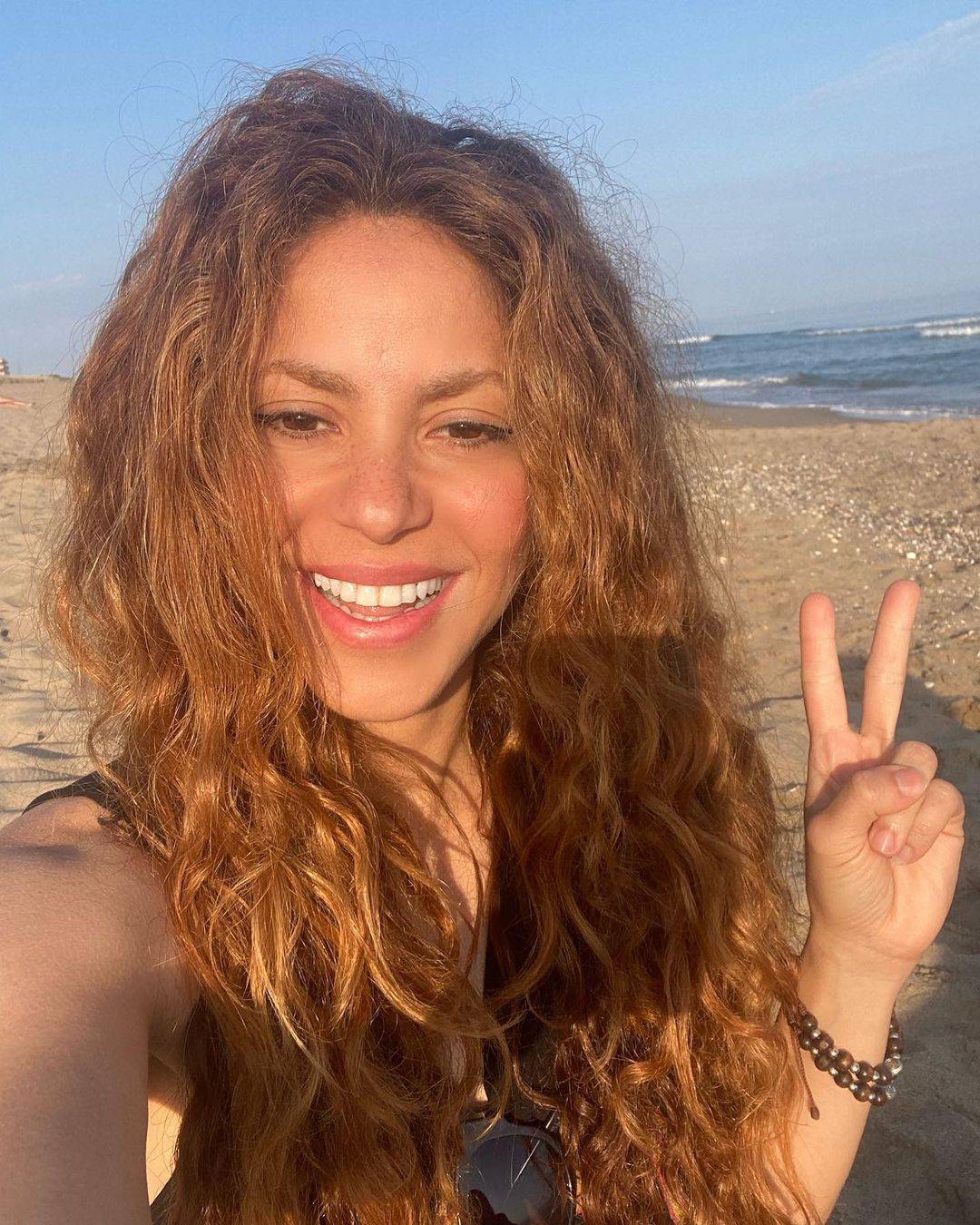 Shakira sa sinovima napustila Barcelonu: 'Neke stvari ne budu onakve kakve smo ih sanjali...'