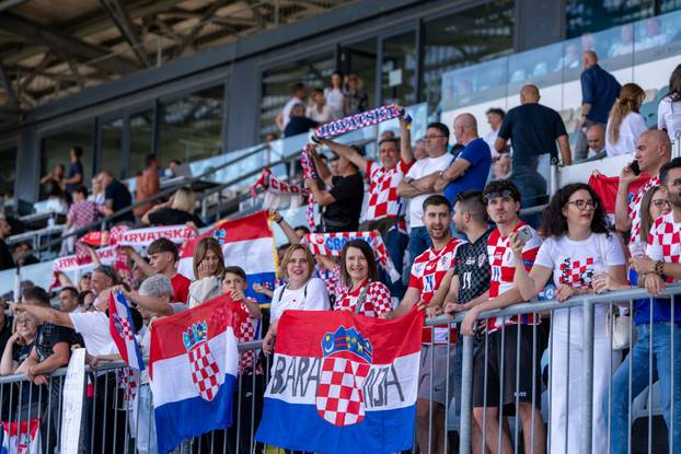 Rijeka: Navijači na prijateljskoj utakmici između Hrvatske i Belgije