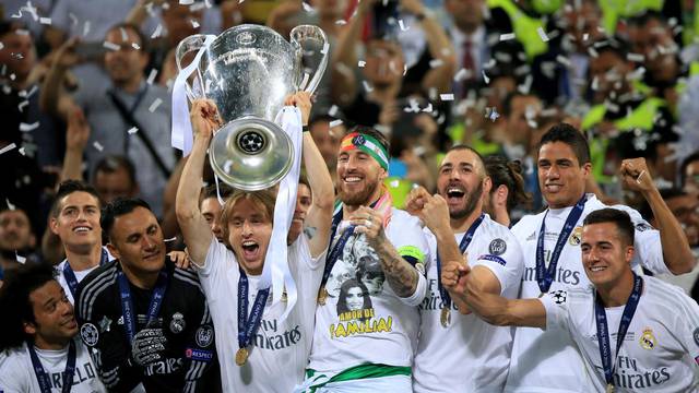 Real Madrid v Atletico Madrid - UEFA Champions League - Final - San Siro