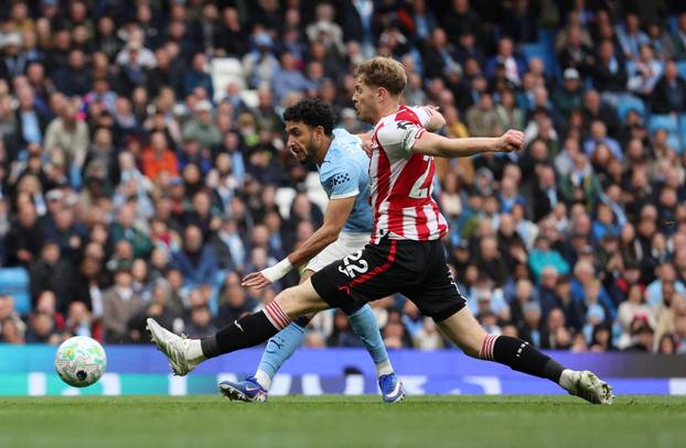 Premier League - Manchester City v Brentford