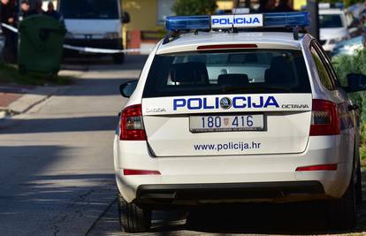 Incident u Splitu: Poljak uzeo nož i krenuo prema policajcima