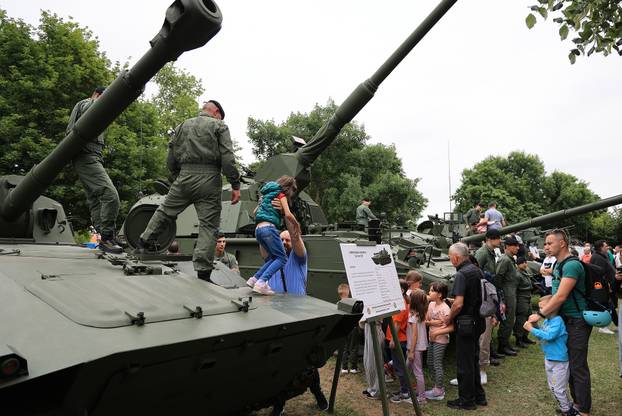 Zagreb: Proslava Dana državnosti na Jarunu 
