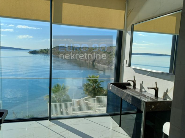 FOTO Oaza luksuza i privatnosti: Ova suvremena vila u Rtini ima sve što ste ikada mogli poželjeti