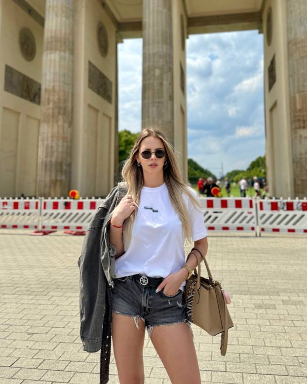 FOTO Argentinski košarkaš zbog ove Srpkinje promijenio je vjeru