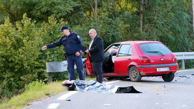 U prometnoj nesreći koja se dogodila na Petrakovom Brdu poginuo je motociklist