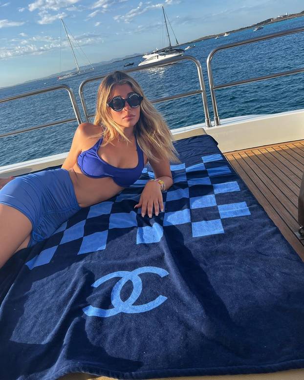 FOTO Ovo su 'crvene vražice':  Nogometaši Belgije ljube prave ljepotice. Upoznajte dame...