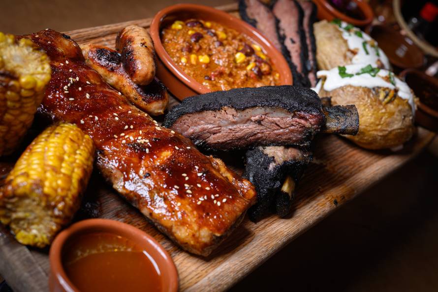 24SATA Bestovje: Burger house San Antonio koja ima nagradnu igru za motocikl Harley-Davidson