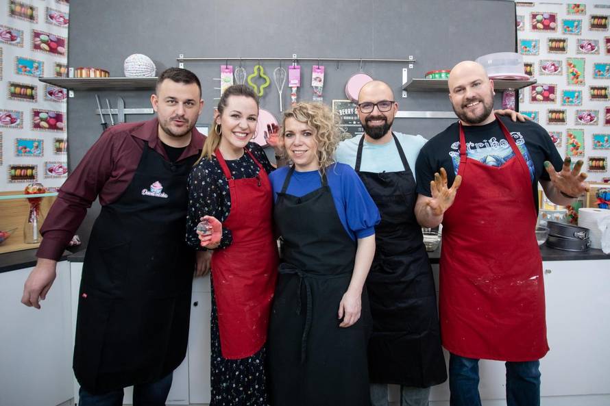 Veliko finale showa 'Deserti od oka': Ovo na torti su Kolinda i Zoki? Izgledaju kao mladenci!